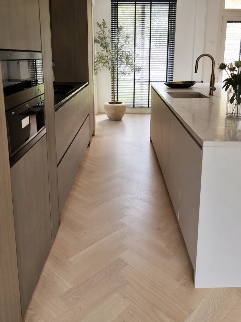Eiken visgraat wit geolied eiken visgraat met Olie dark roast
